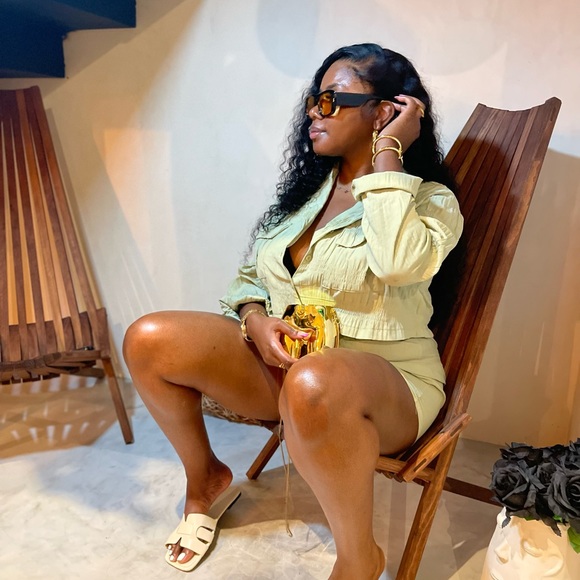 Meet your Posher, Dionca - Picture 3 of 5